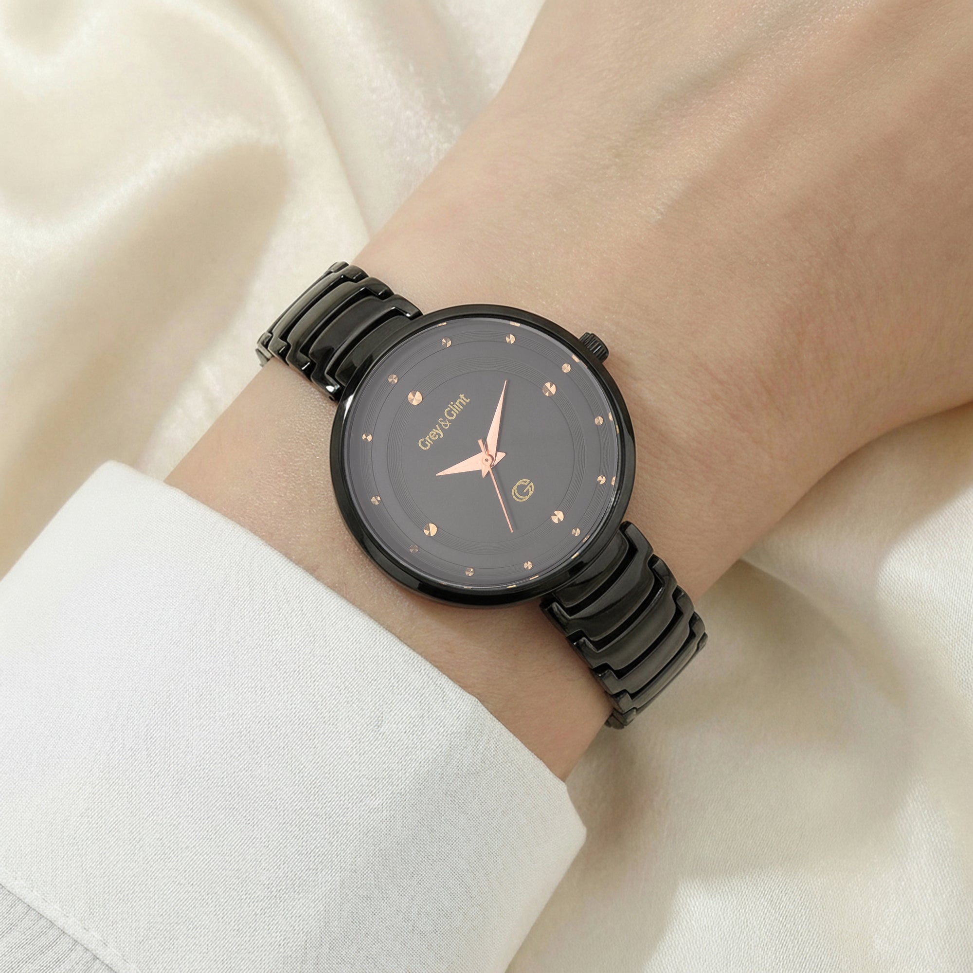 NYRA Black - Limited Edition