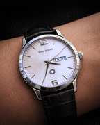 Victor Classic - Black Leather